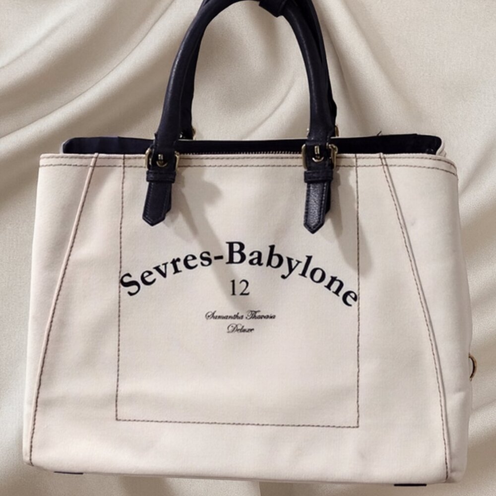 Samantha Thavasa DELUXE 2-Way Tote Handbag – White Canvas Shoulder Bag